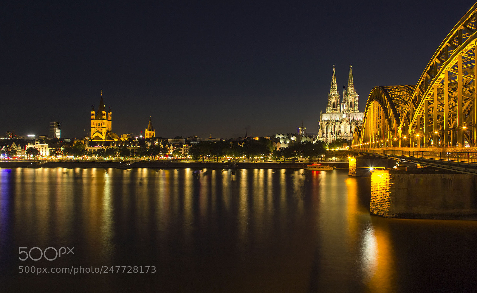 Canon EOS 600D (Rebel EOS T3i / EOS Kiss X5) sample photo. Classical cologne panorama 4 photography