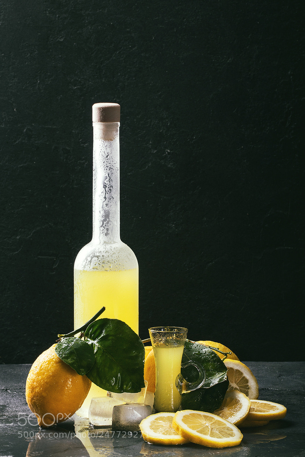 Canon EOS 700D (EOS Rebel T5i / EOS Kiss X7i) sample photo. Home made limoncello photography