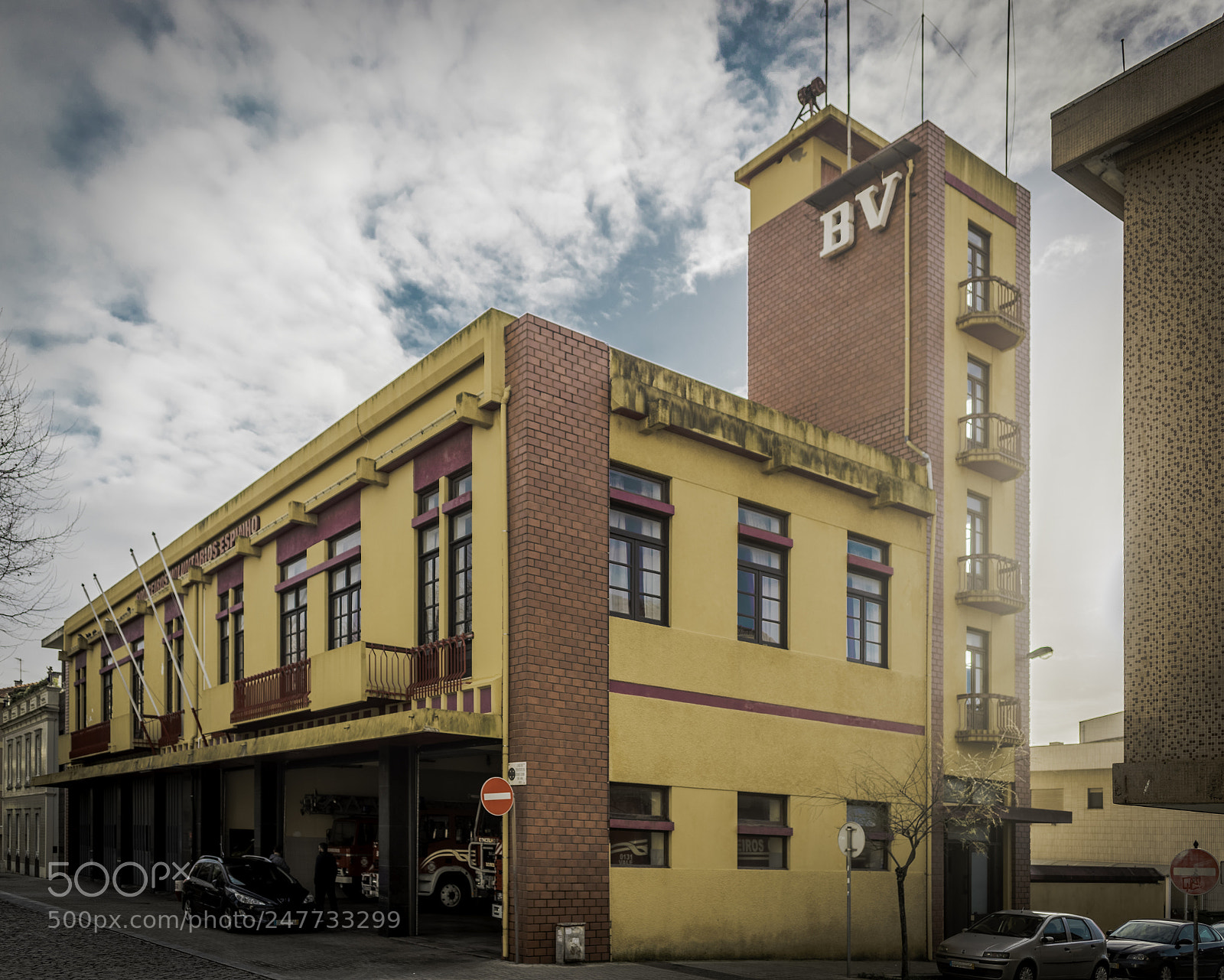 Canon EOS 6D Mark II sample photo. Espinho volunteer firefighter headquarters photography
