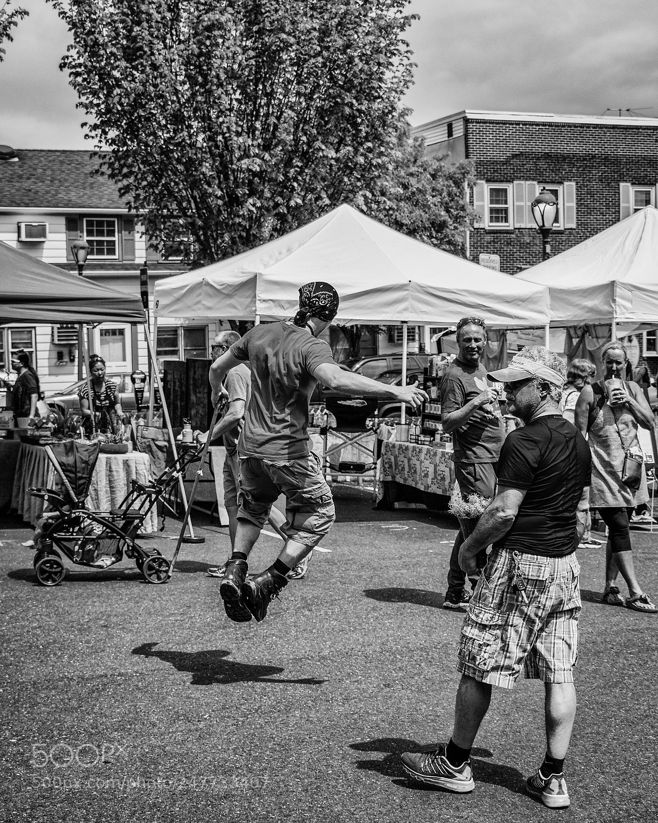 Canon EOS 7D Mark II sample photo. Jumping for joy photography