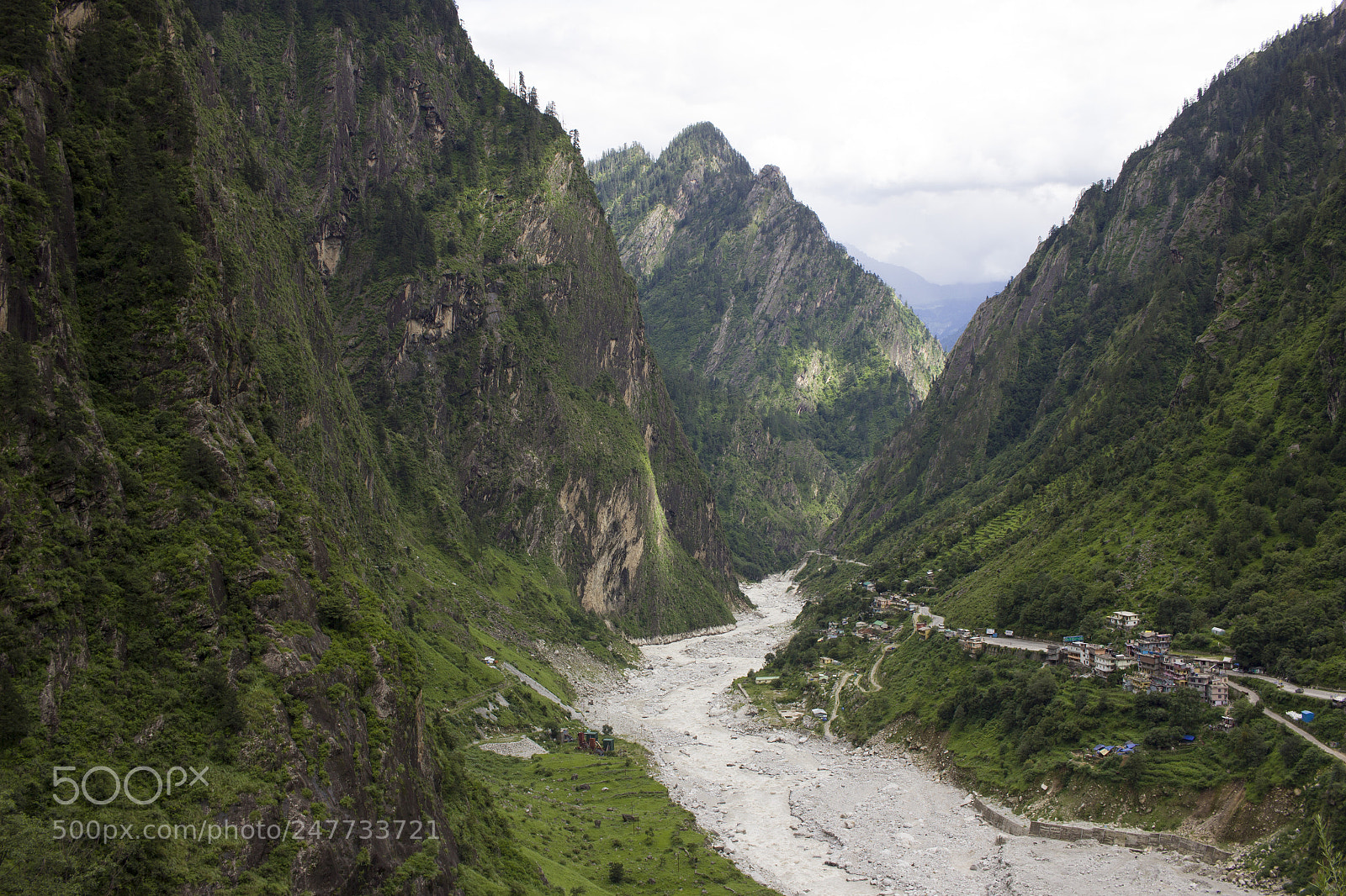 Canon EOS 600D (Rebel EOS T3i / EOS Kiss X5) sample photo. Alaknanda valley photography