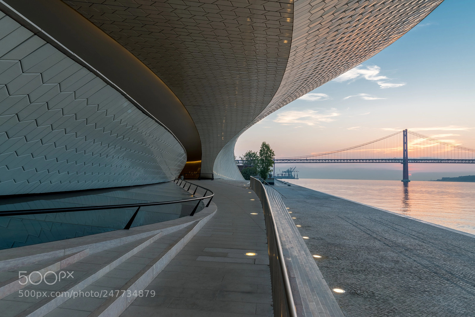 Nikon D800 sample photo. Maat museum of art photography