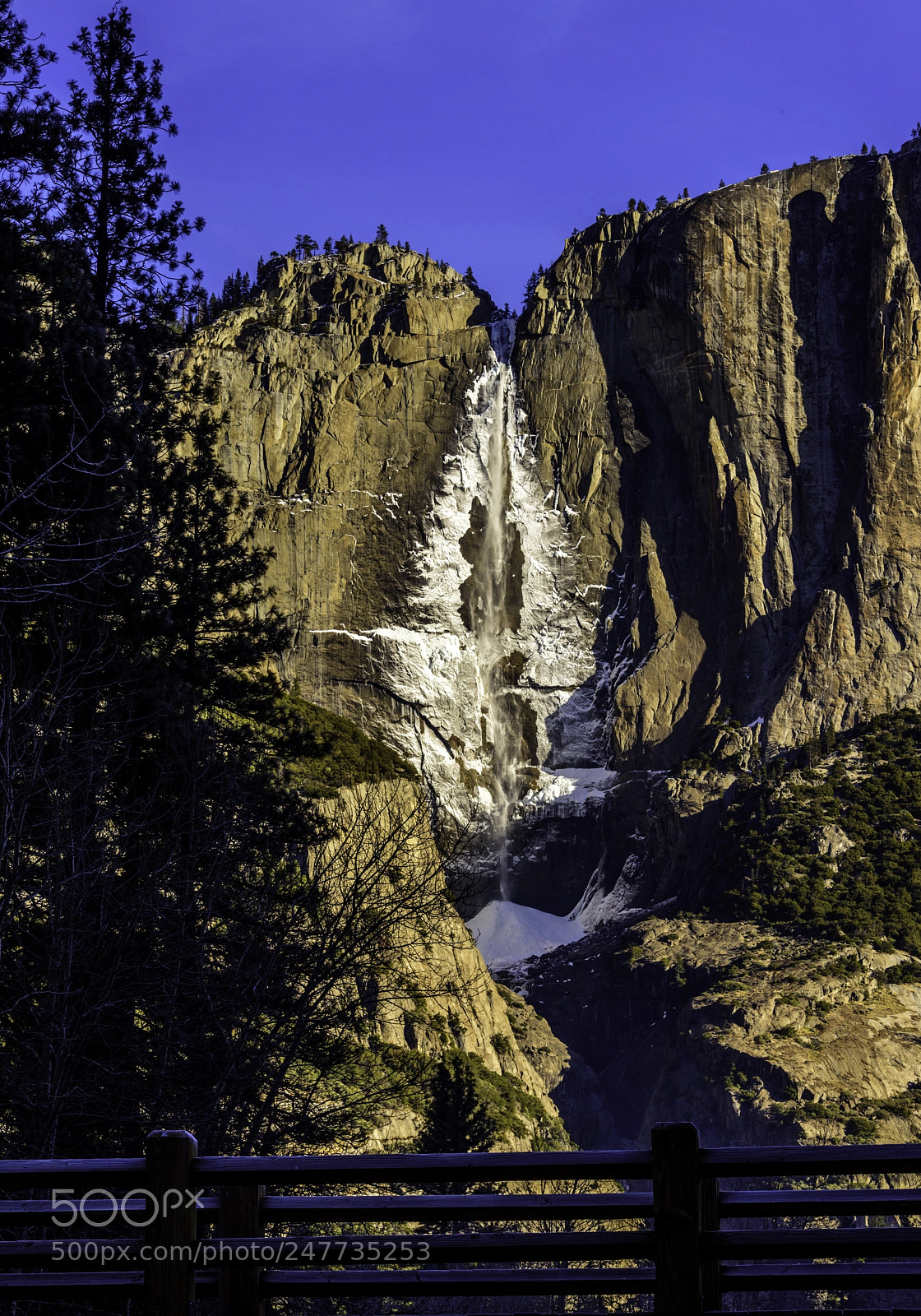 Nikon D810 sample photo. Yosemite upper falls photography