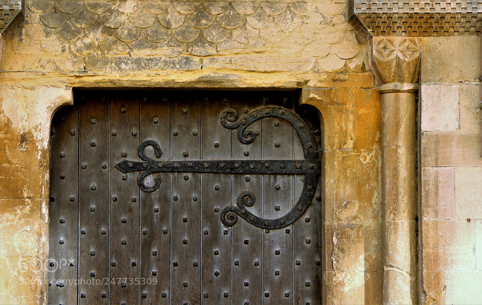 Canon EOS 650D (EOS Rebel T4i / EOS Kiss X6i) sample photo. Another old door photography