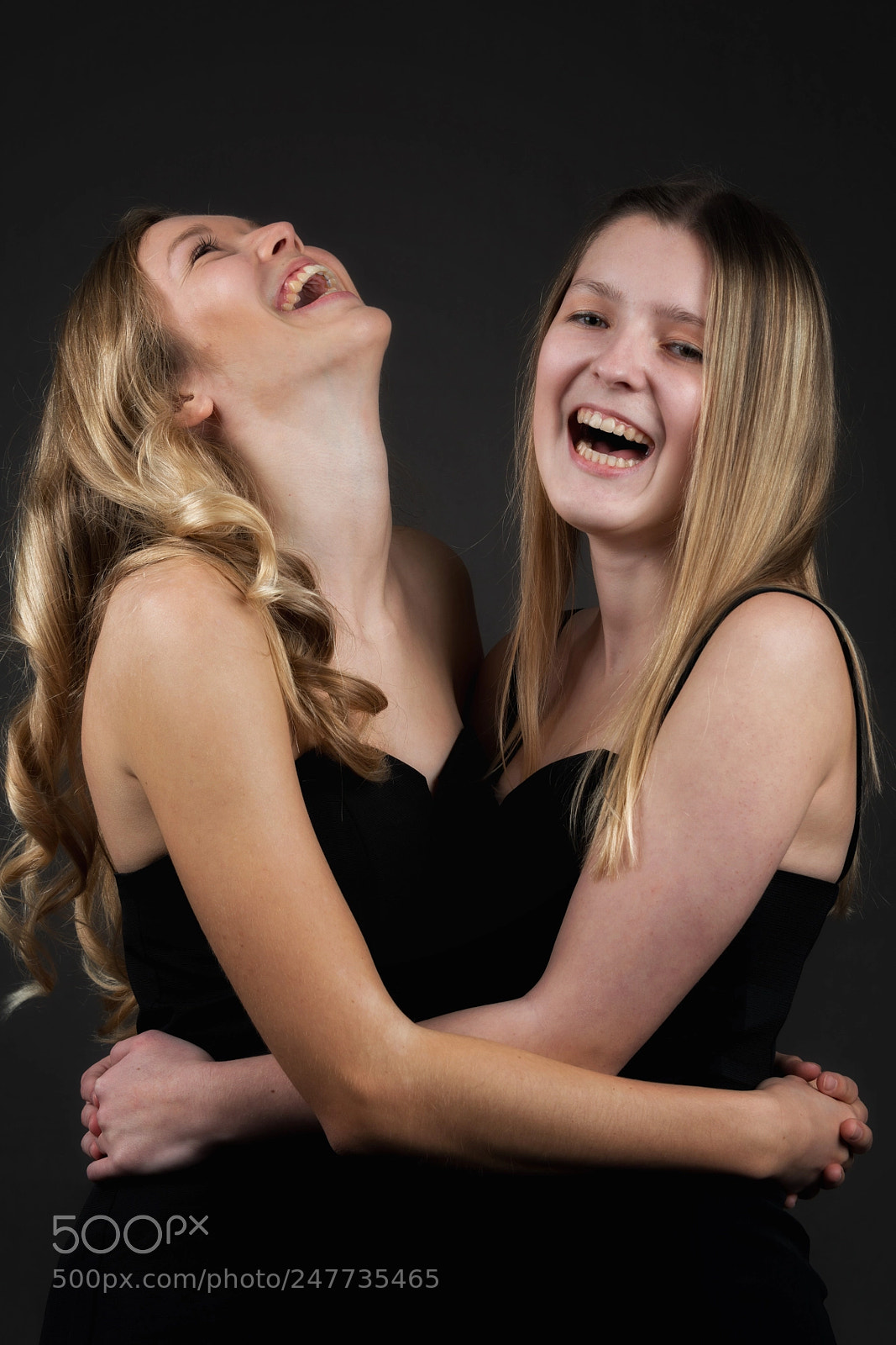 Nikon D800 sample photo. Two happy girls photography