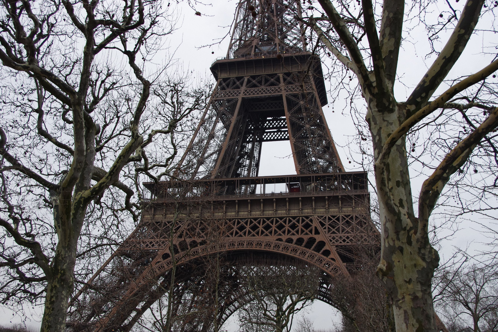 Pentax smc DA 18-55mm F3.5-5.6 ED AL II (IF) sample photo. Tour eiffel photography