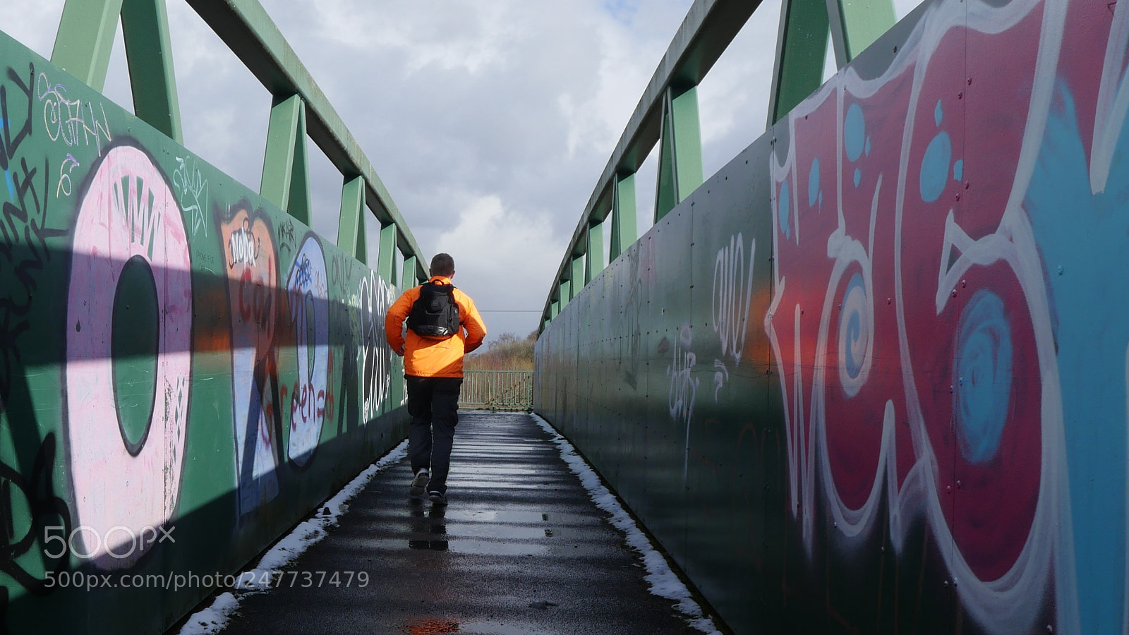 Panasonic Lumix DMC-GX8 sample photo. Orange bridge runner photography