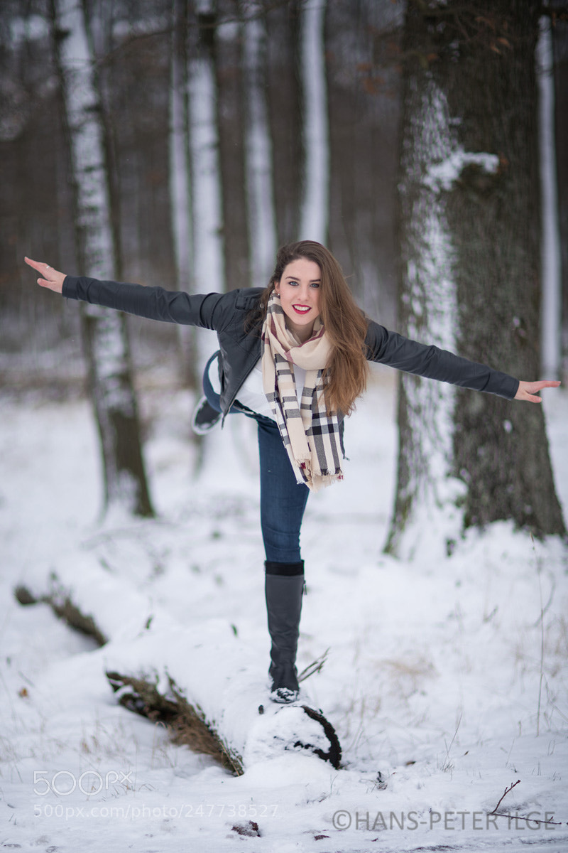 Sony a7R II sample photo. Svenja in balance photography