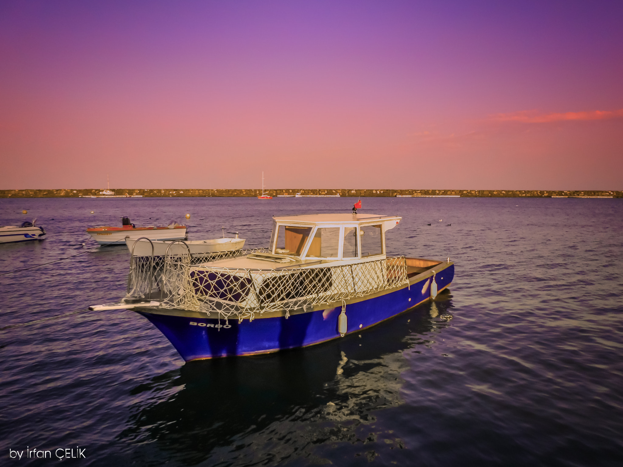 Samsung ST72/ST73 sample photo. One day with the compact camera. marina iii.. photography