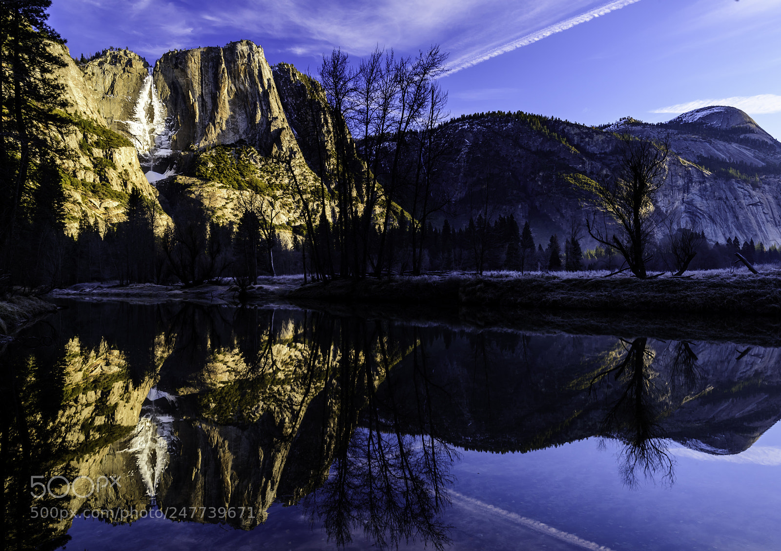 Nikon D810 sample photo. Yosemite falls reflection photography