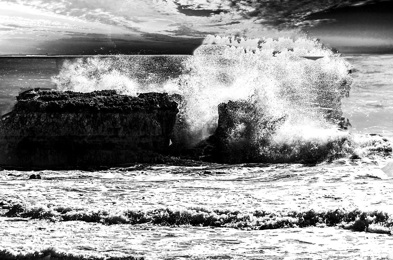 Pentax K-5 sample photo. Wave photography