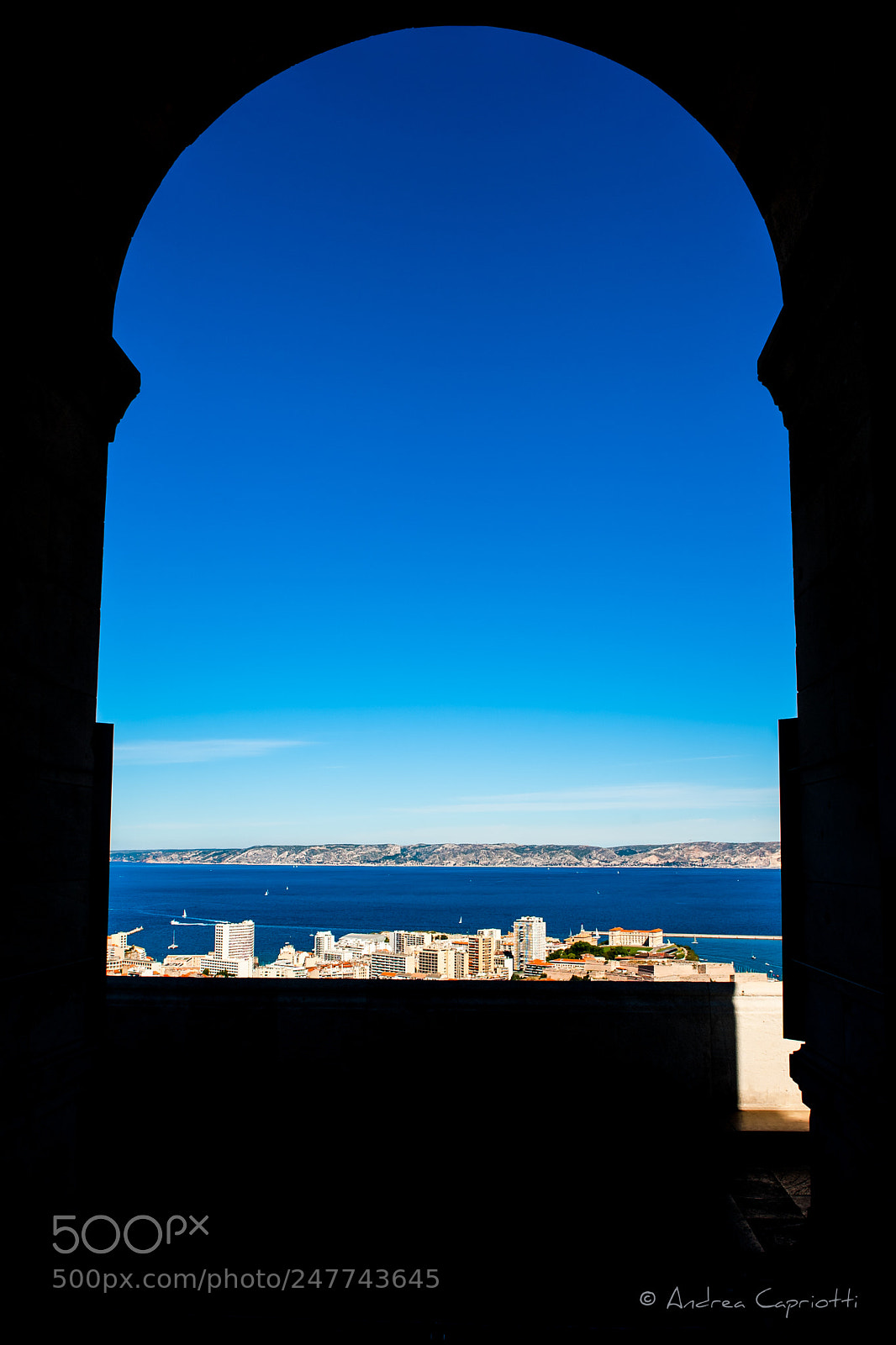 Nikon D700 sample photo. Marseille in the frame.... photography
