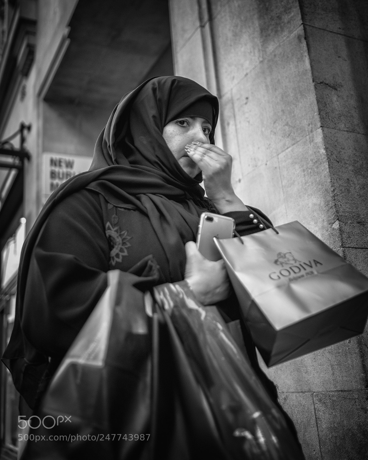Fujifilm X-T2 sample photo. Godiva under wraps photography