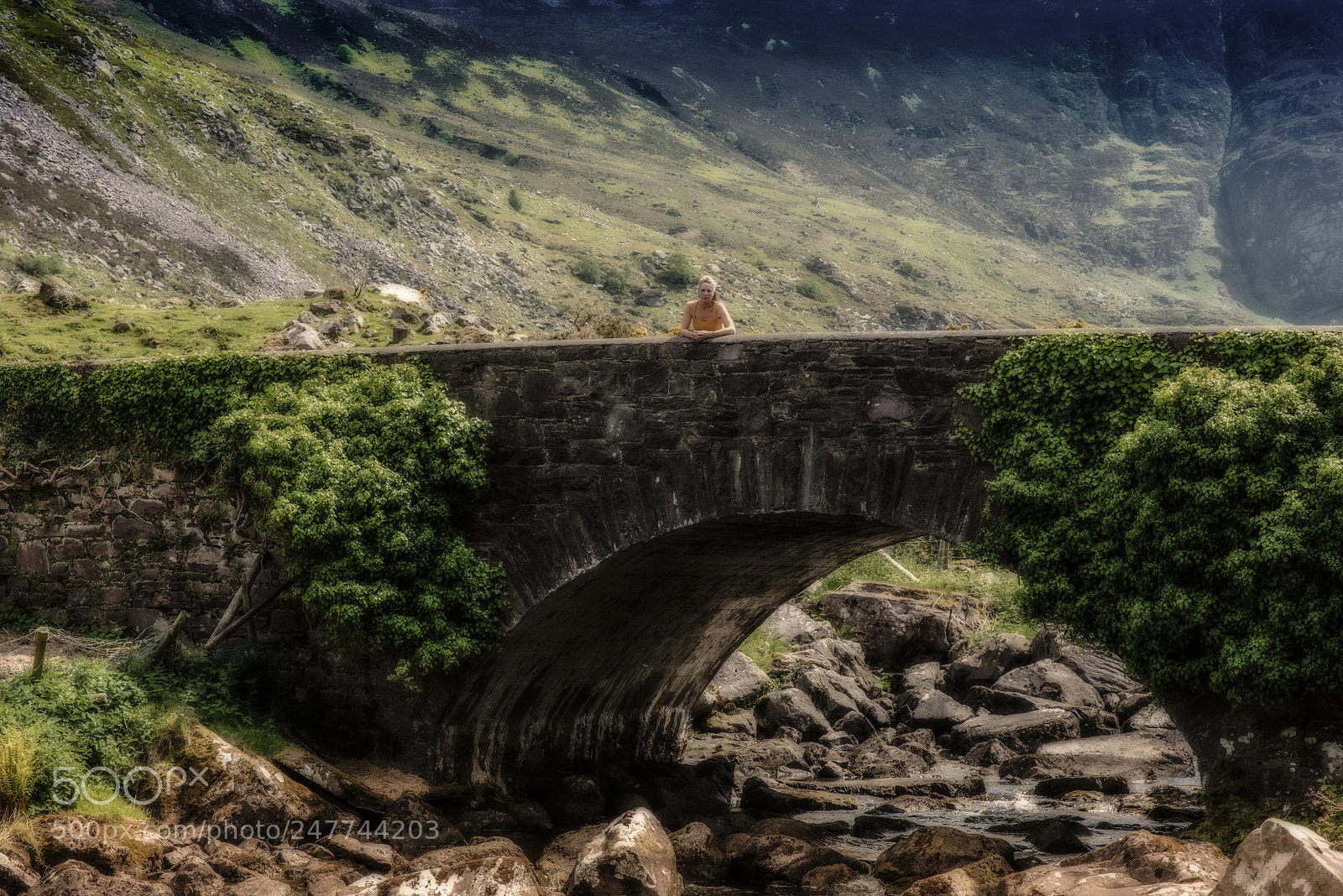 Nikon D810 sample photo. Karen on the bridge photography