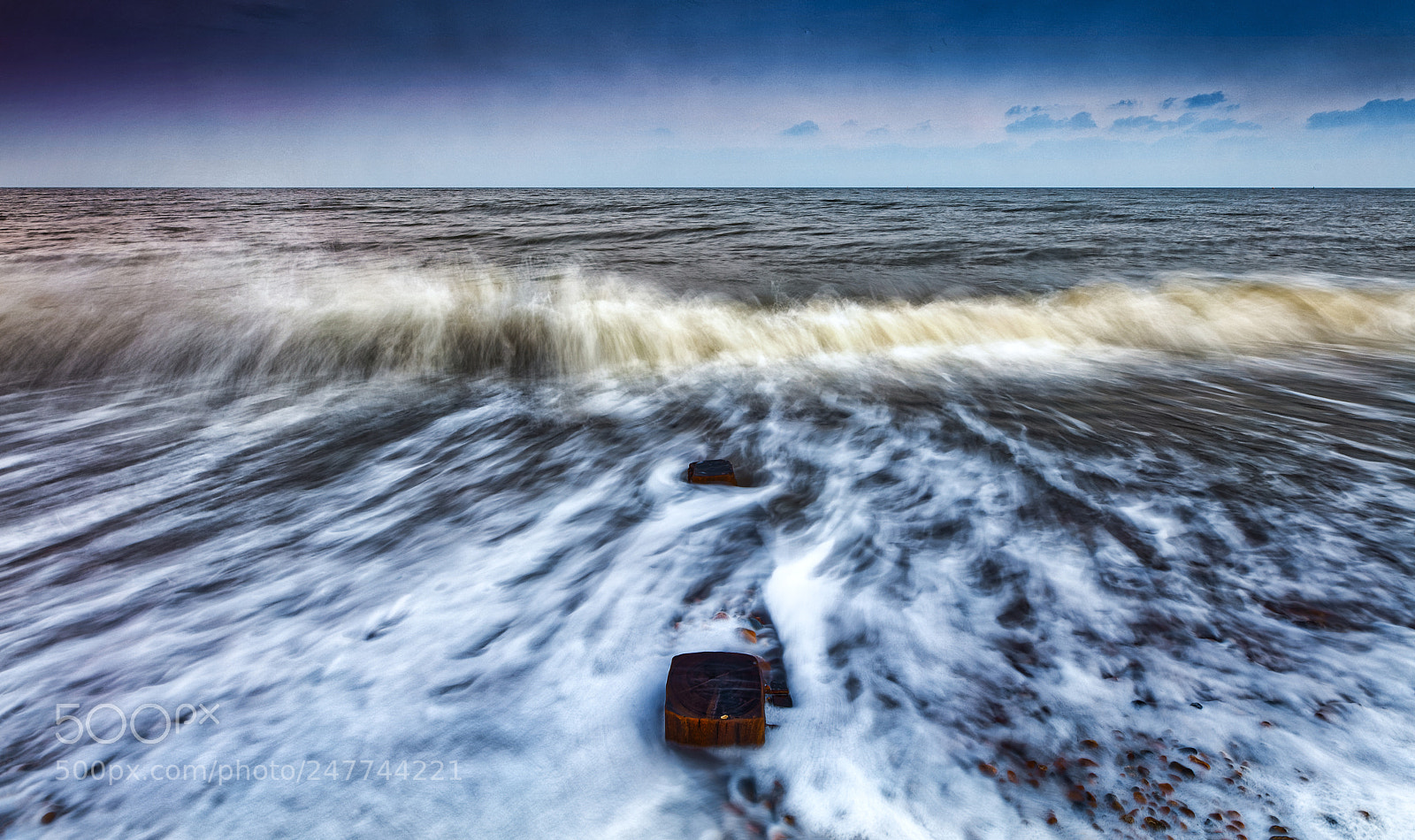 Canon EOS 5DS sample photo. Old post and surf photography
