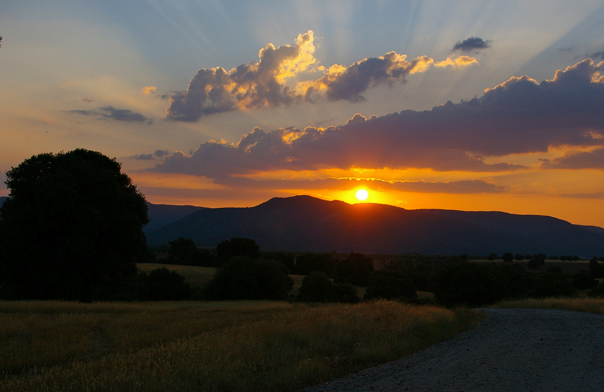 Pentax *ist DL sample photo. Atardecer toledo photography