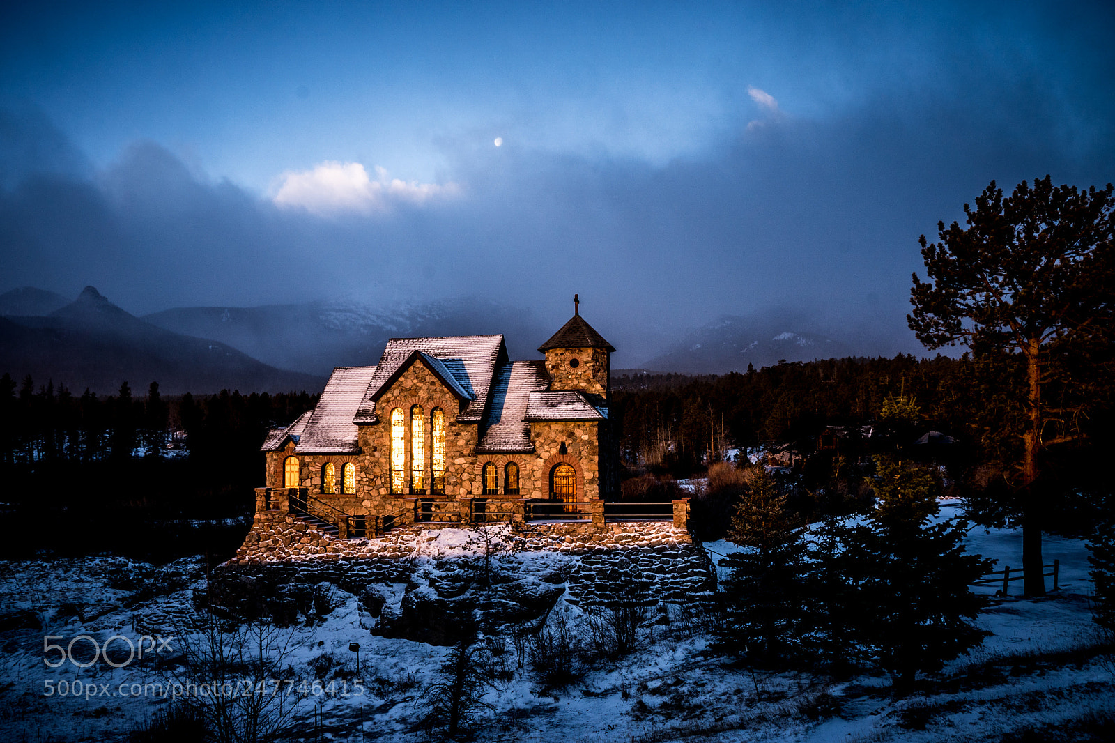 Sony ILCA-77M2 sample photo. Chapel on the rock photography