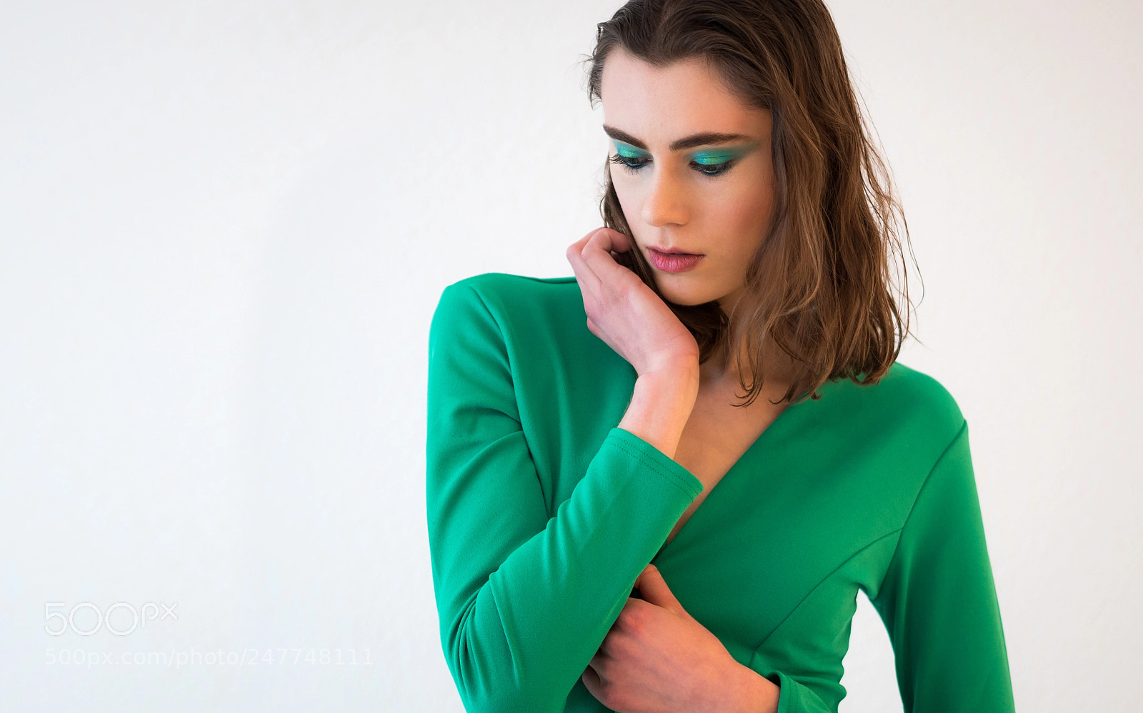 Panasonic Lumix DMC-GX85 (Lumix DMC-GX80 / Lumix DMC-GX7 Mark II) sample photo. Green lady photography