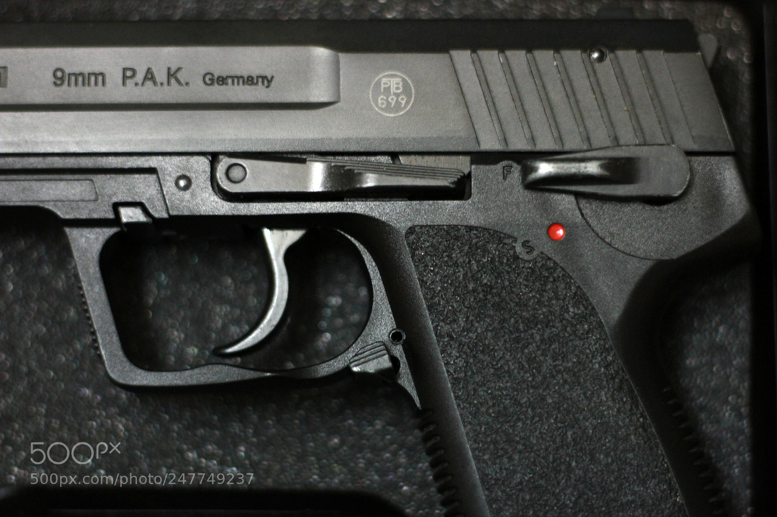 Canon EOS 7D sample photo. My gun photography