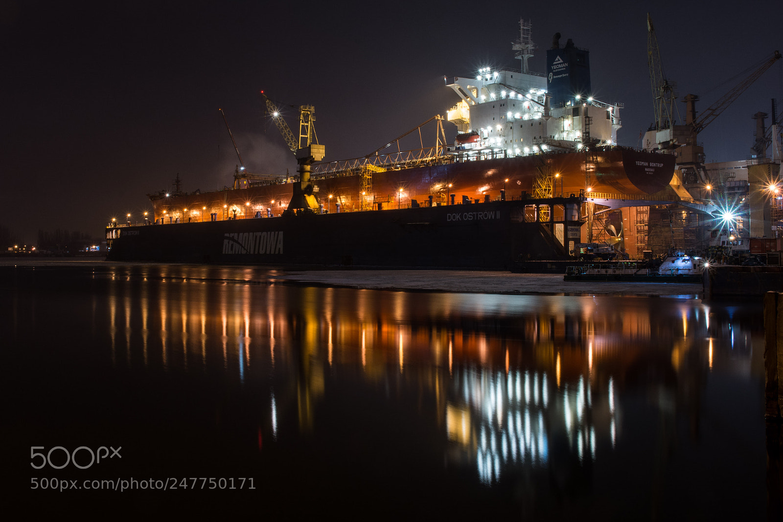 Nikon D7100 sample photo. Shipyard photography