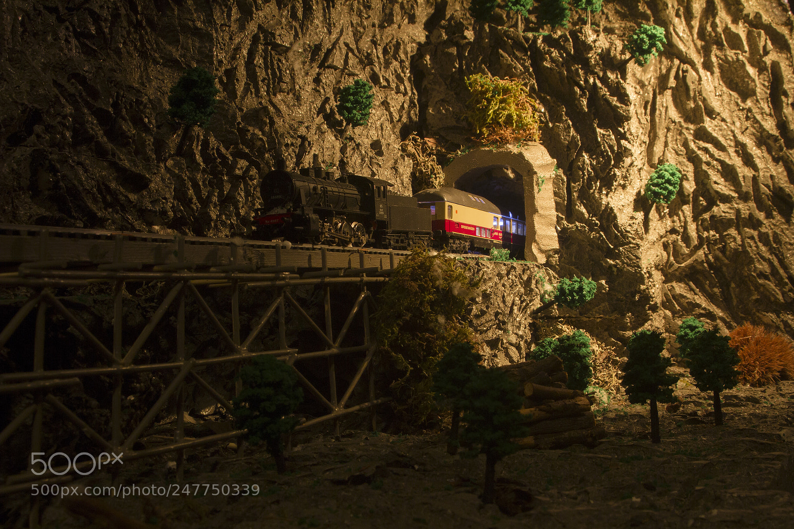 Canon EOS 7D sample photo. Train in the mountains. photography