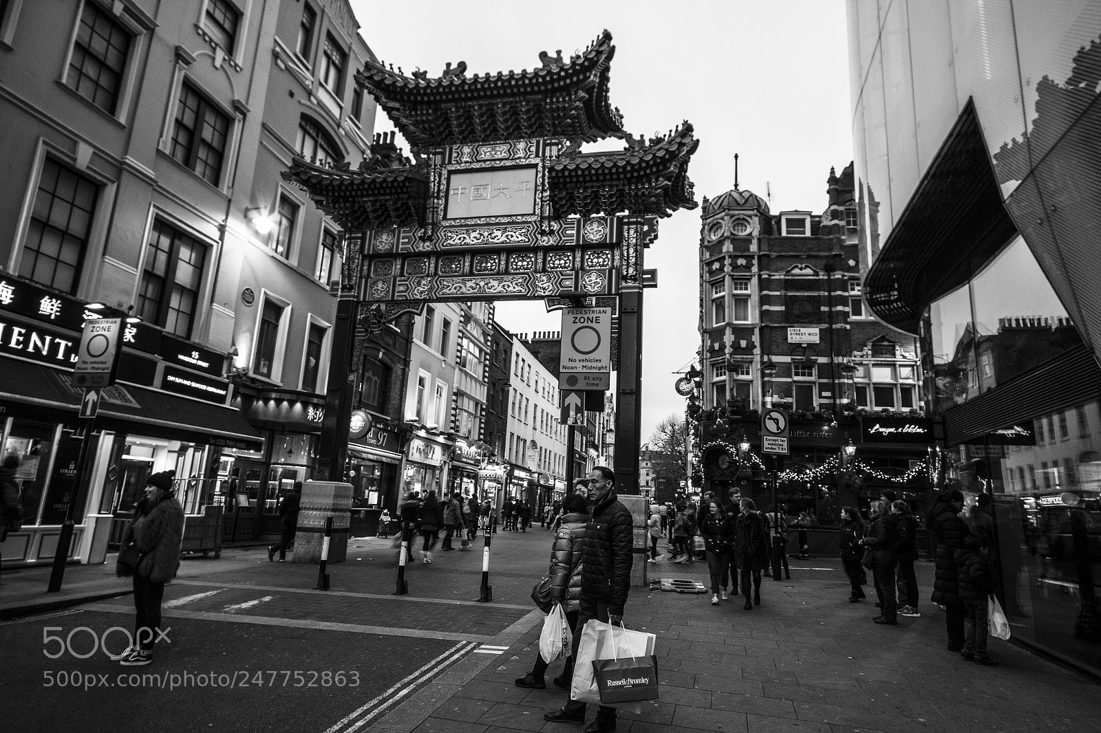 Canon EOS 60D sample photo. Chinatown photography