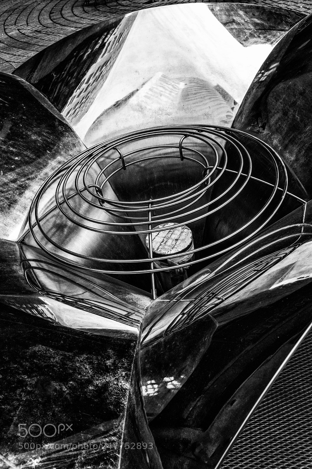 Fujifilm X100F sample photo. Victoria street sculpture photography