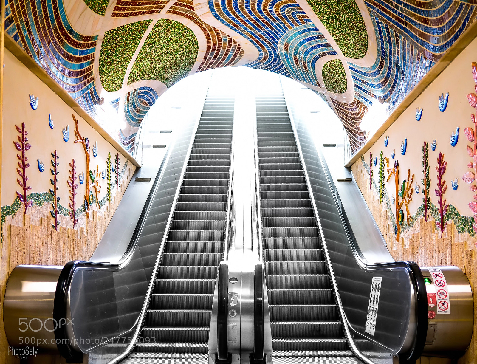 Panasonic Lumix DMC-GX85 (Lumix DMC-GX80 / Lumix DMC-GX7 Mark II) sample photo. Metro marmaray istanbul photography