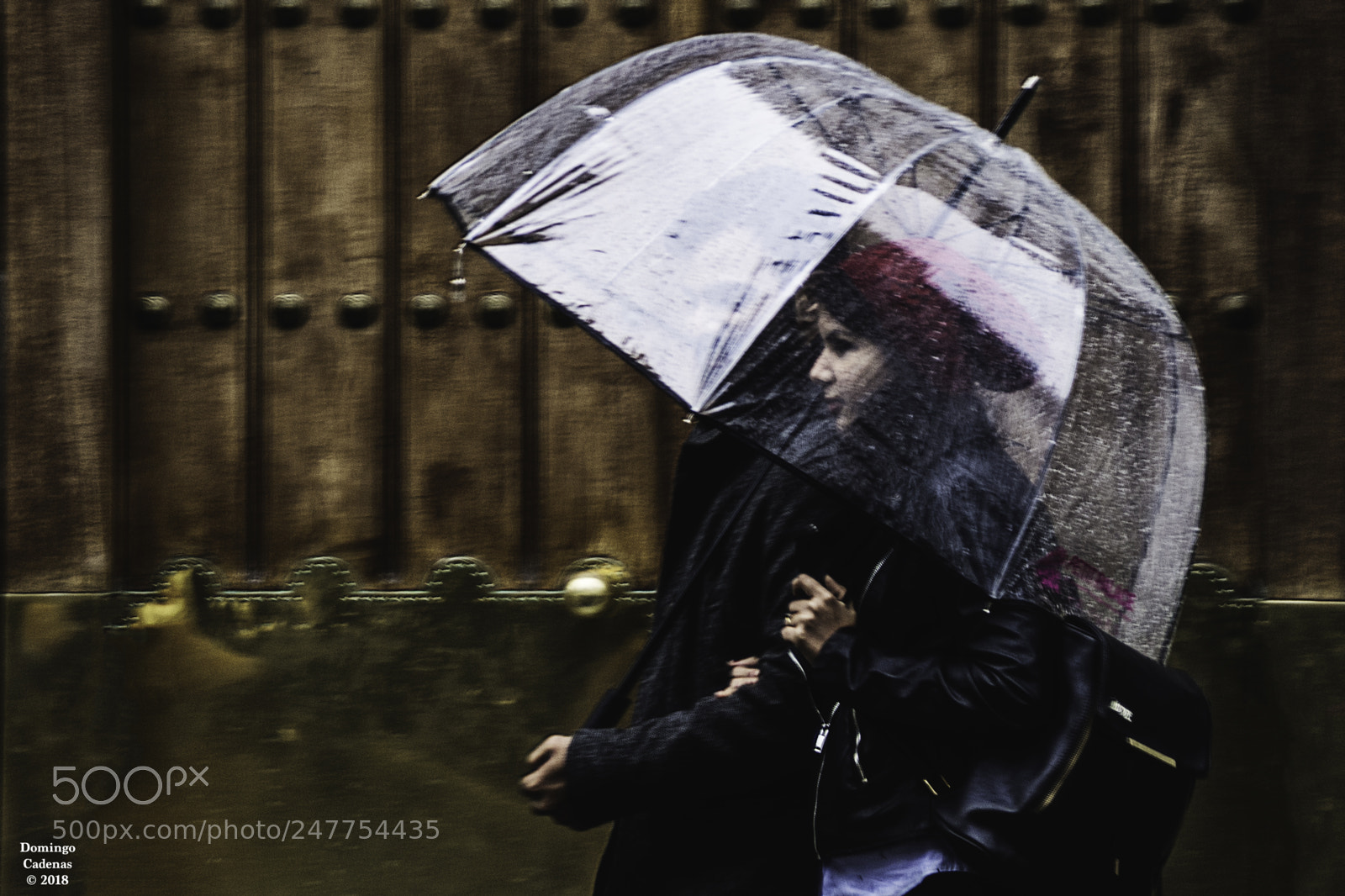 Olympus OM-D E-M10 II sample photo. La lluvia en sevilla photography