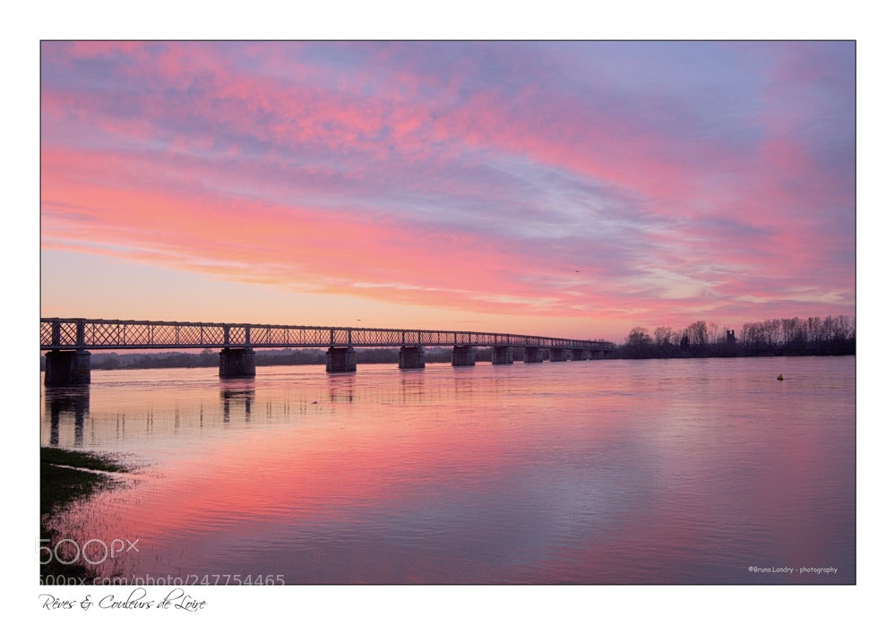 Fujifilm X-T20 sample photo. Pont de mauves sur photography