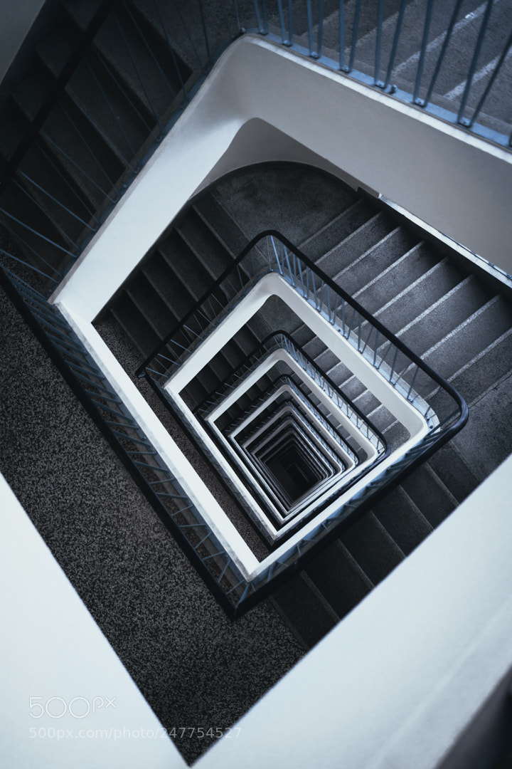 Sony a7R II sample photo. Hypnosis photography