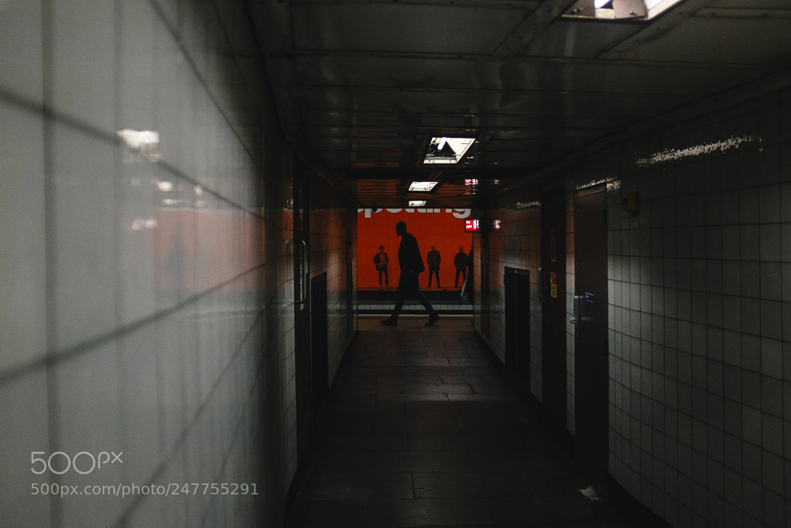 Fujifilm X100T sample photo. Walking photography