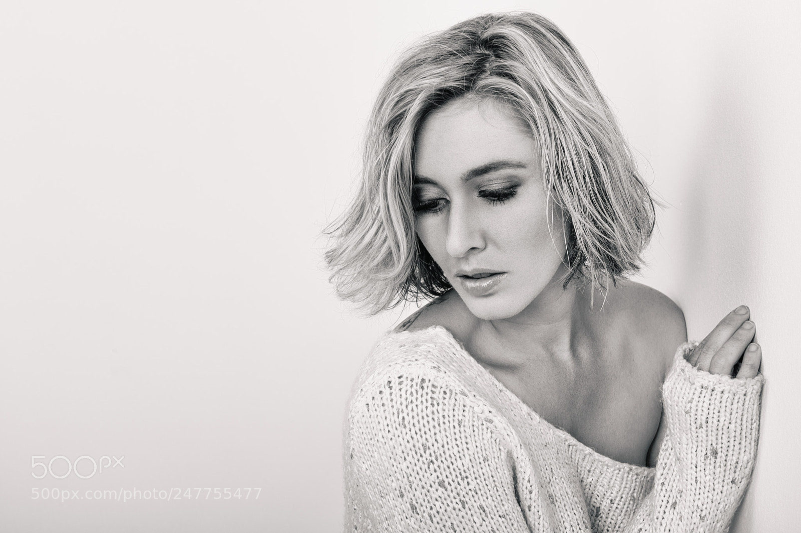 Nikon D800 sample photo. La vio - shy photography