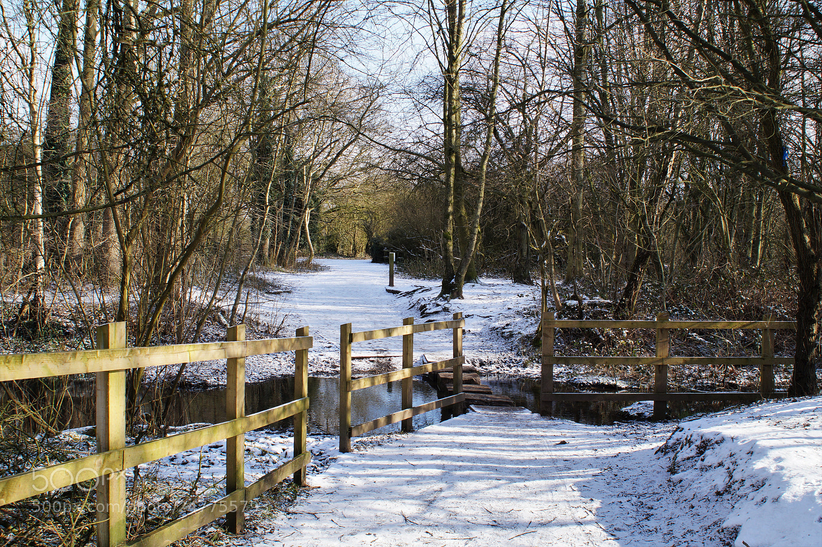 Sony DT 18-70mm F3.5-5.6 sample photo. Snow path. photography