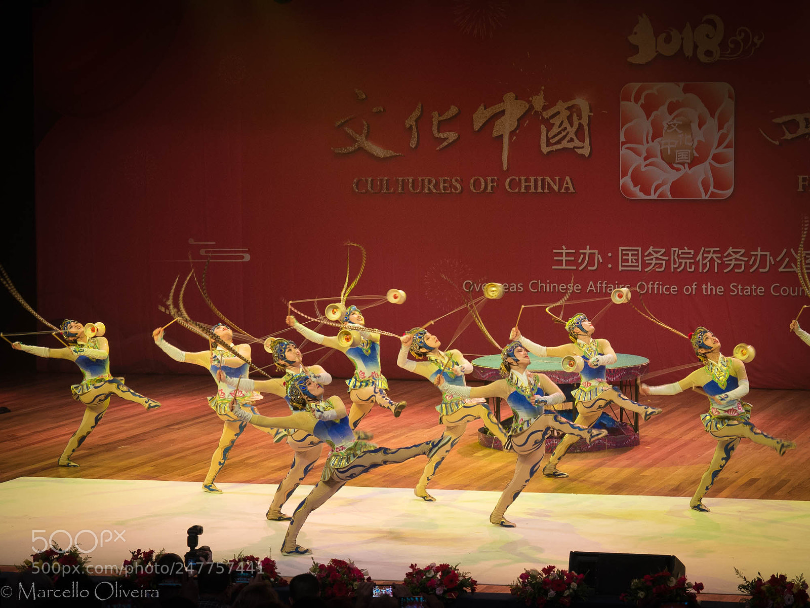 Olympus OM-D E-M5 sample photo. Chinese malabarists 2 photography