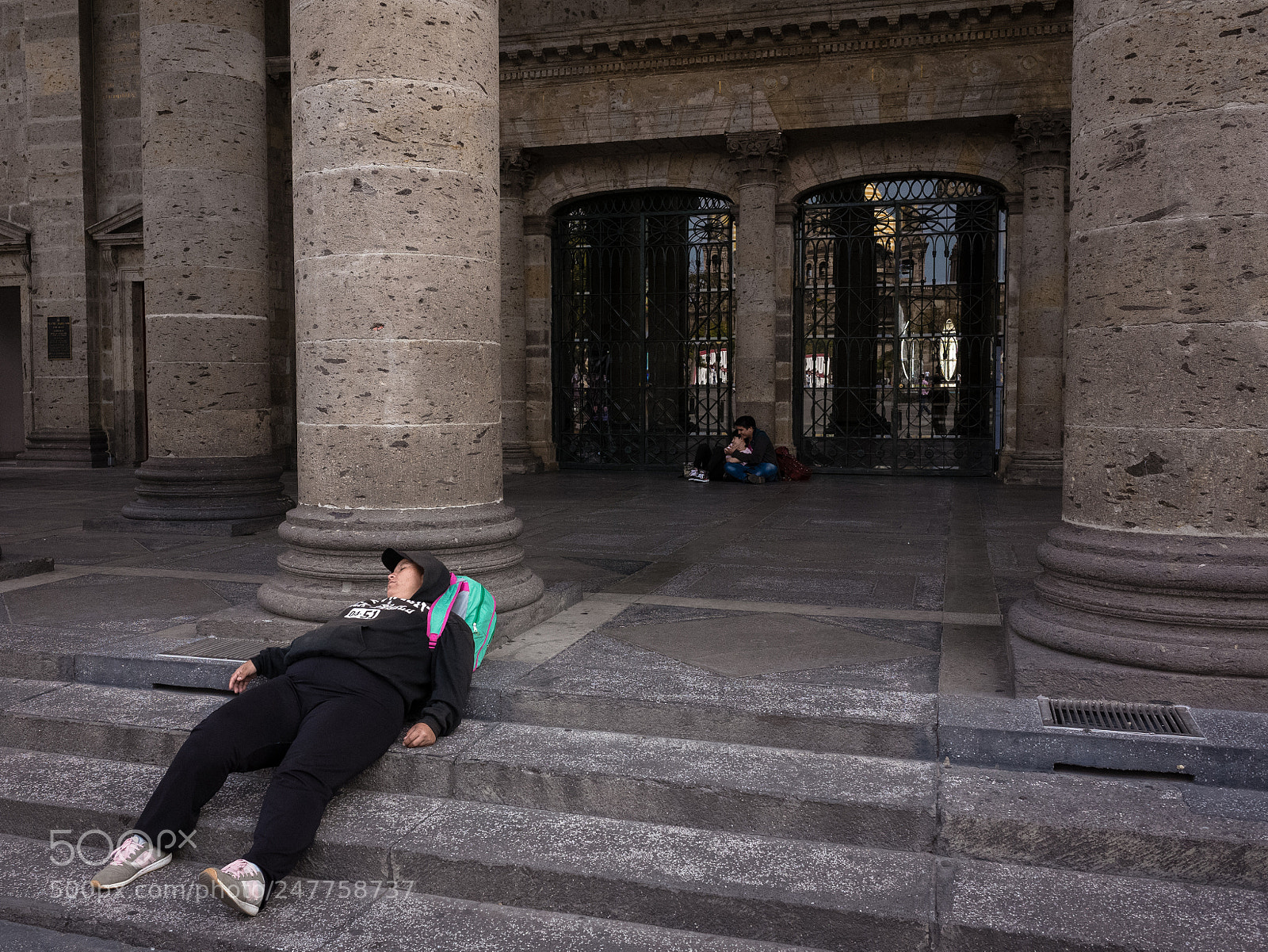 Ricoh GR II sample photo. Plank challenge. photography