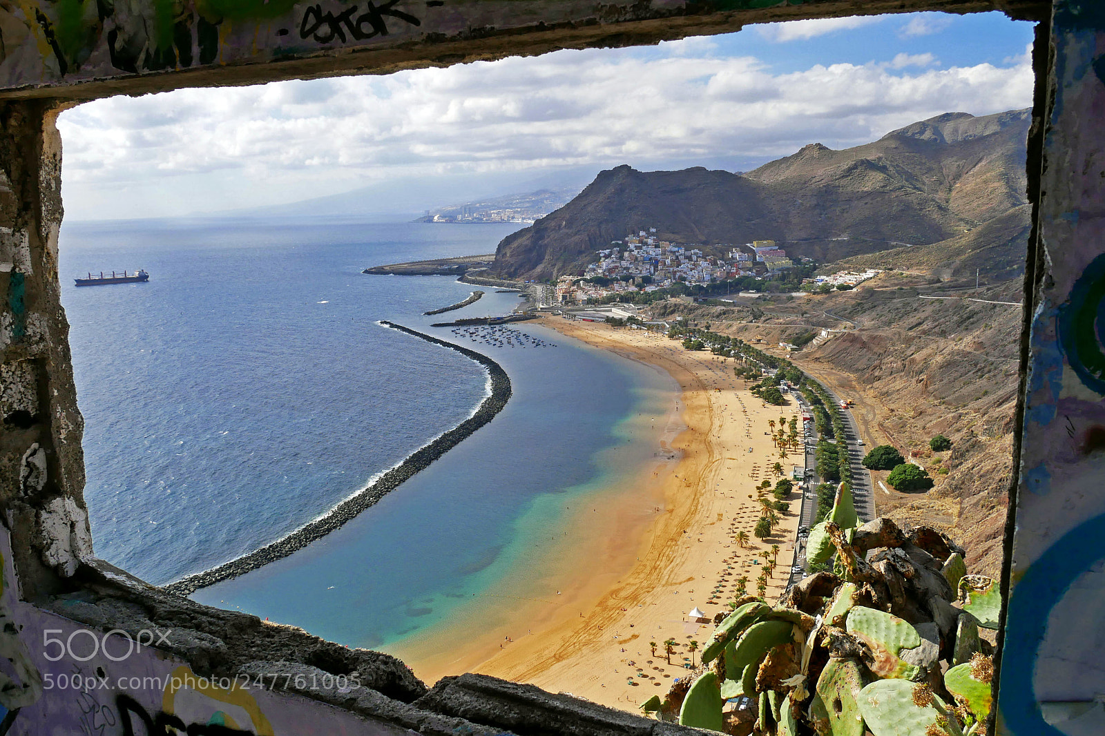 Panasonic Lumix DMC-GX85 (Lumix DMC-GX80 / Lumix DMC-GX7 Mark II) sample photo. Teresitas beach near santa photography