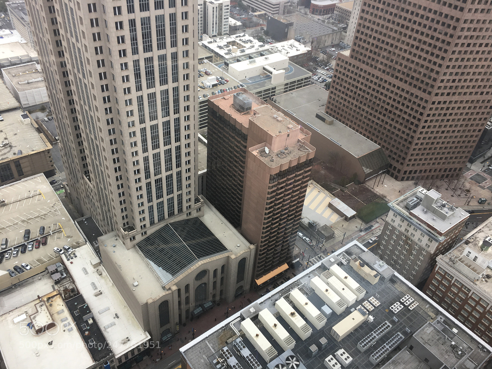 Apple iPhone 6s Plus sample photo. 24 story view of photography