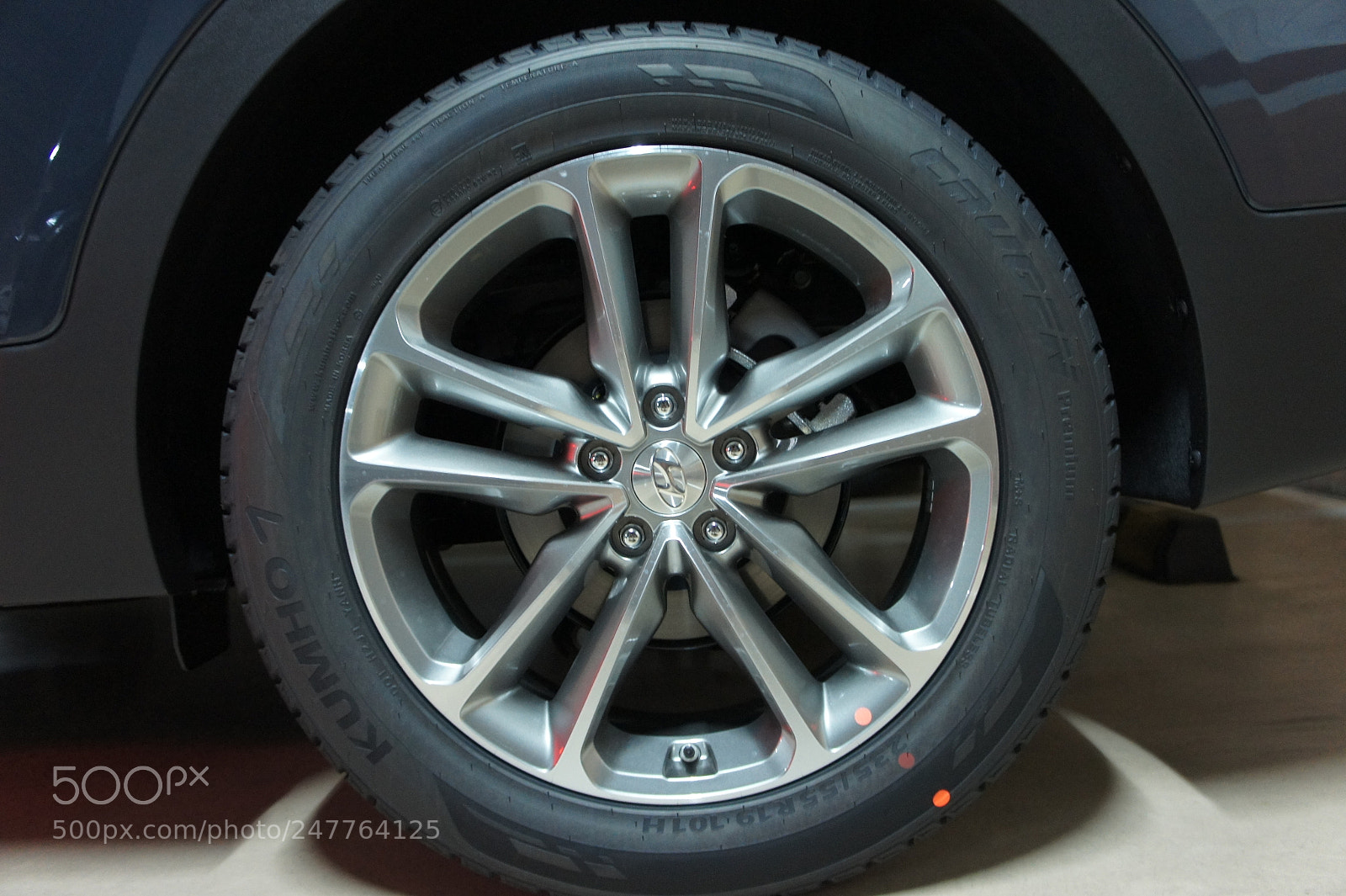Sony Alpha NEX-5 sample photo. Wheel photography