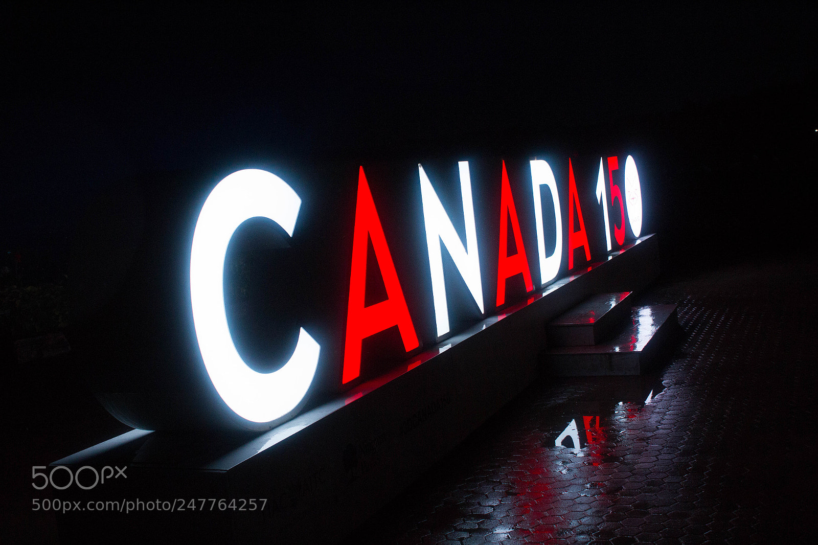 Canon EOS 550D (EOS Rebel T2i / EOS Kiss X4) sample photo. 150 years of canada! photography