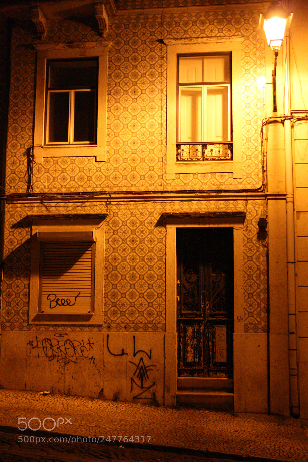 Canon EOS 1000D (EOS Digital Rebel XS / EOS Kiss F) sample photo. Lisboa at night photography