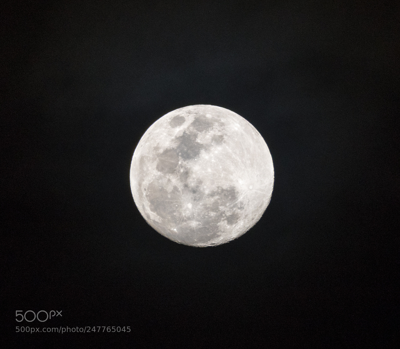 Nikon D5500 sample photo. Moon with clouds photography