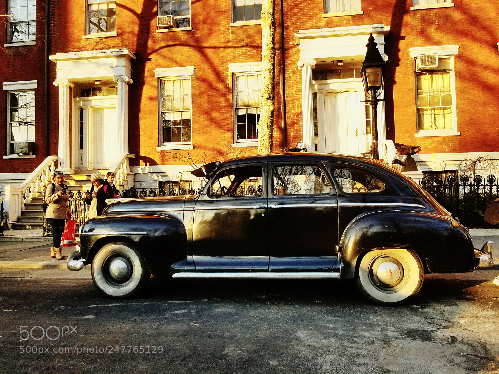 Samsung Galaxy S8+ sample photo. Movie set classic car photography
