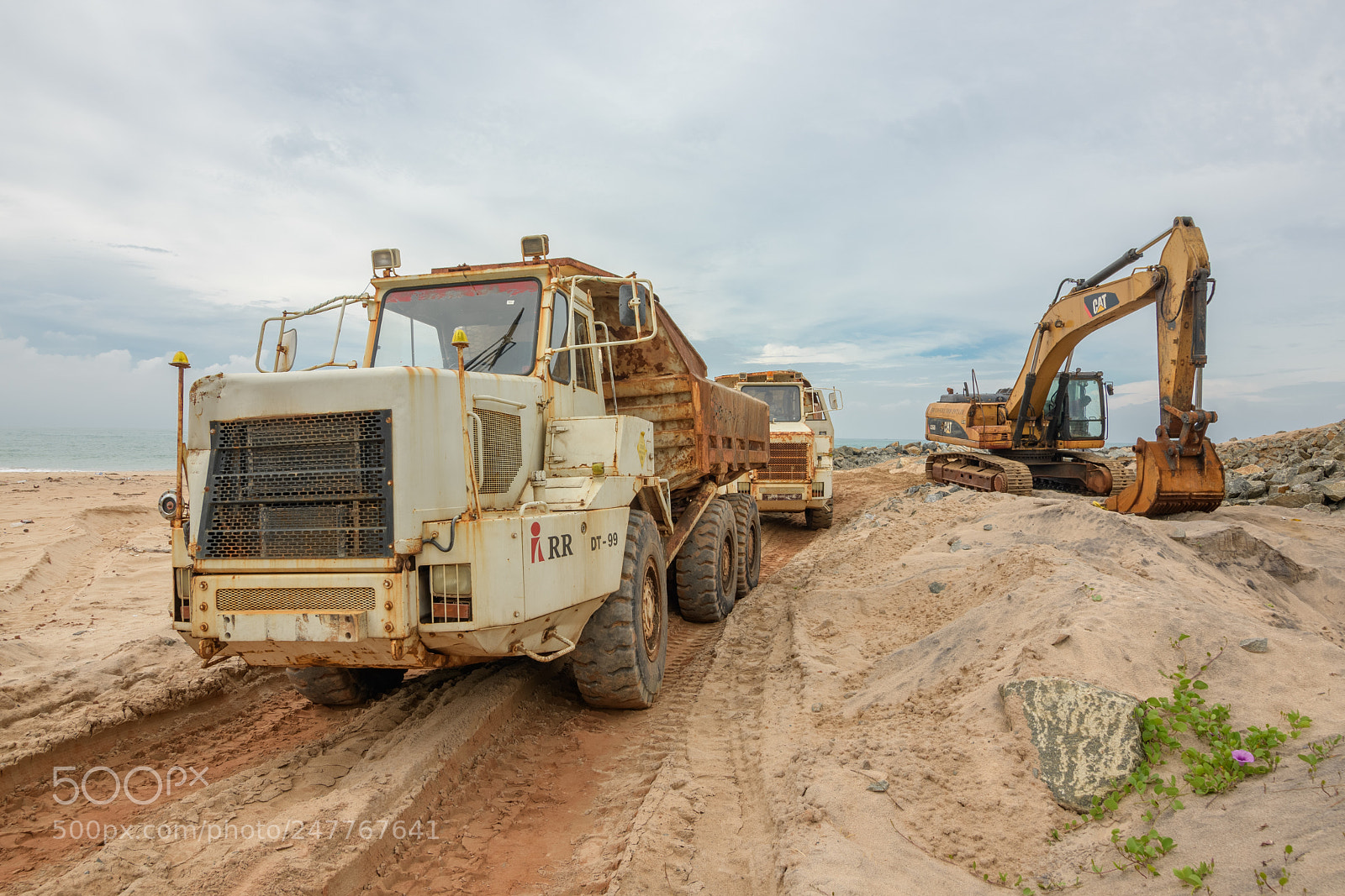 Nikon D7500 sample photo. Tracks photography