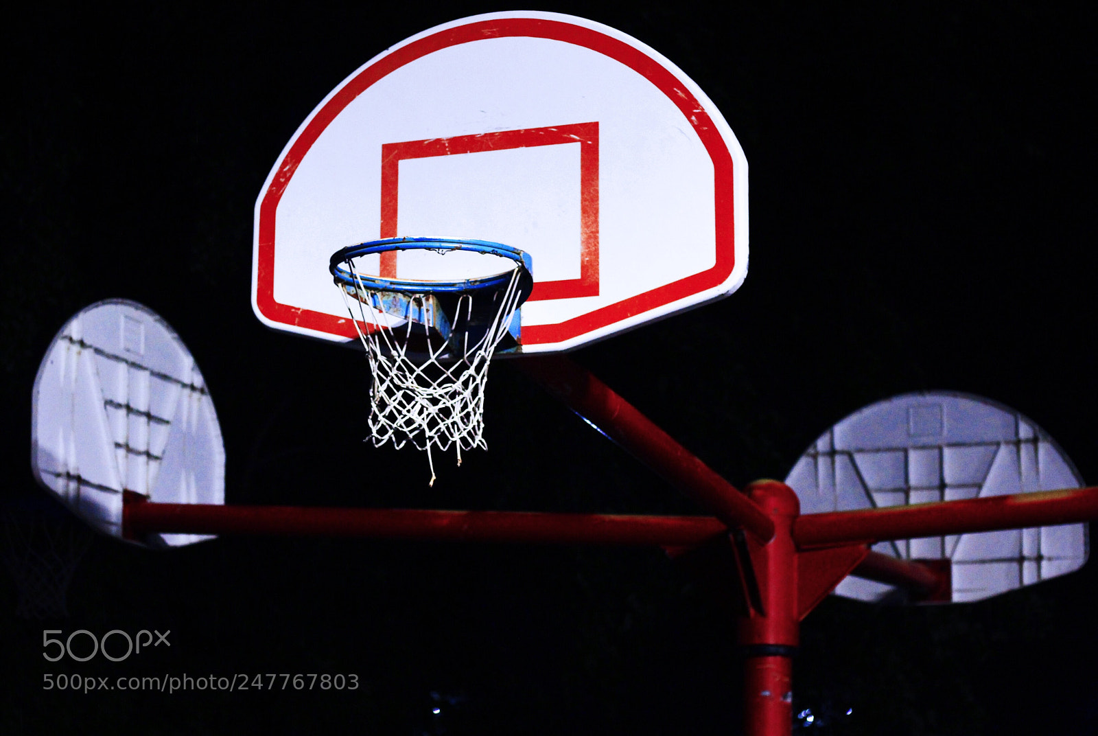 Canon EOS 1200D (EOS Rebel T5 / EOS Kiss X70 / EOS Hi) sample photo. Night ball photography