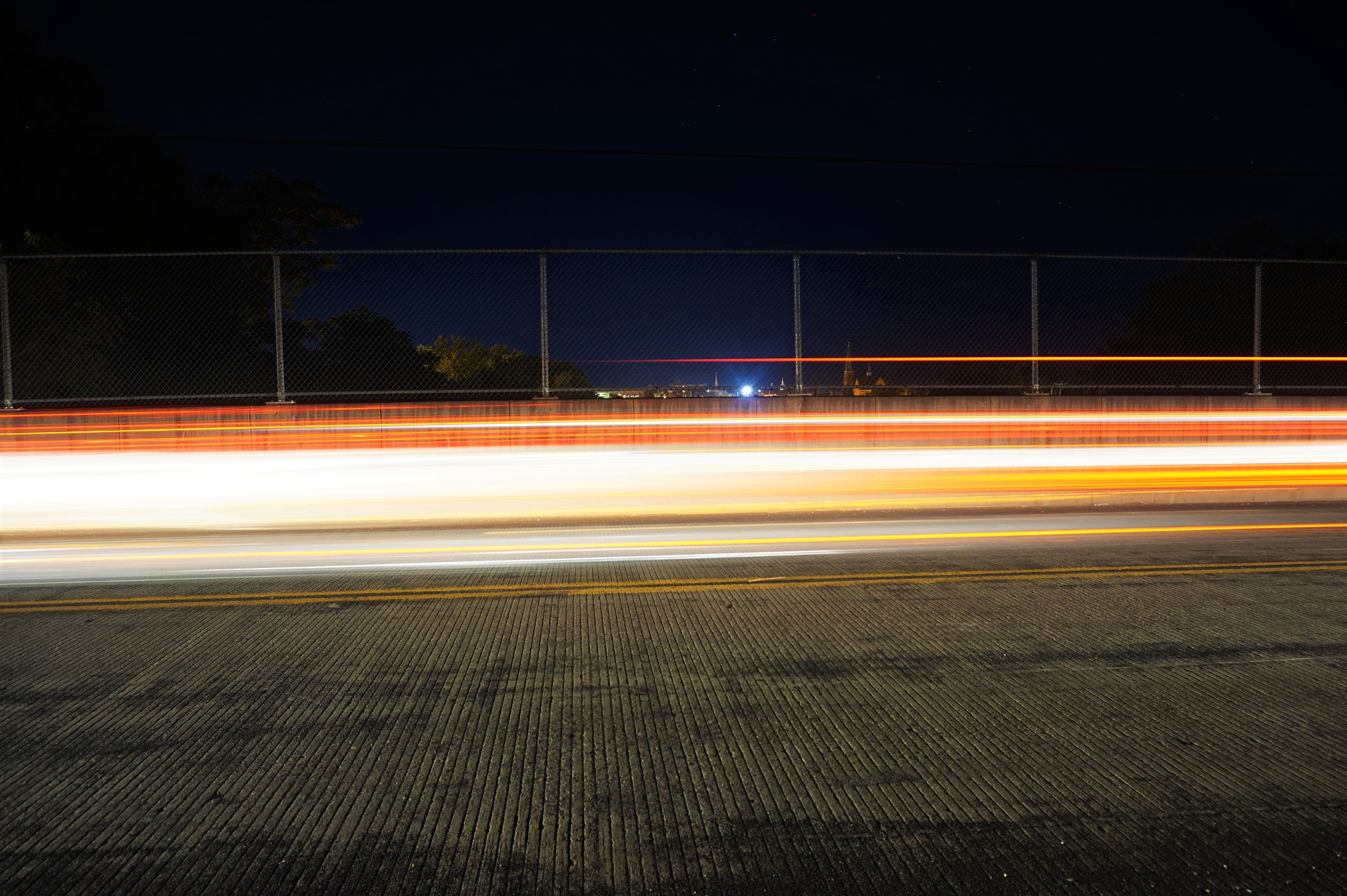Sony E 16-50mm F3.5-5.6 PZ OSS sample photo. Light streaks 2 photography