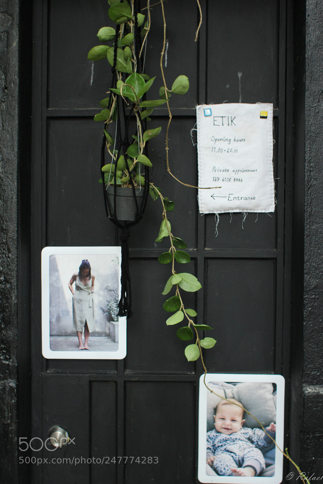 Canon EOS 60D sample photo. Story wall photography