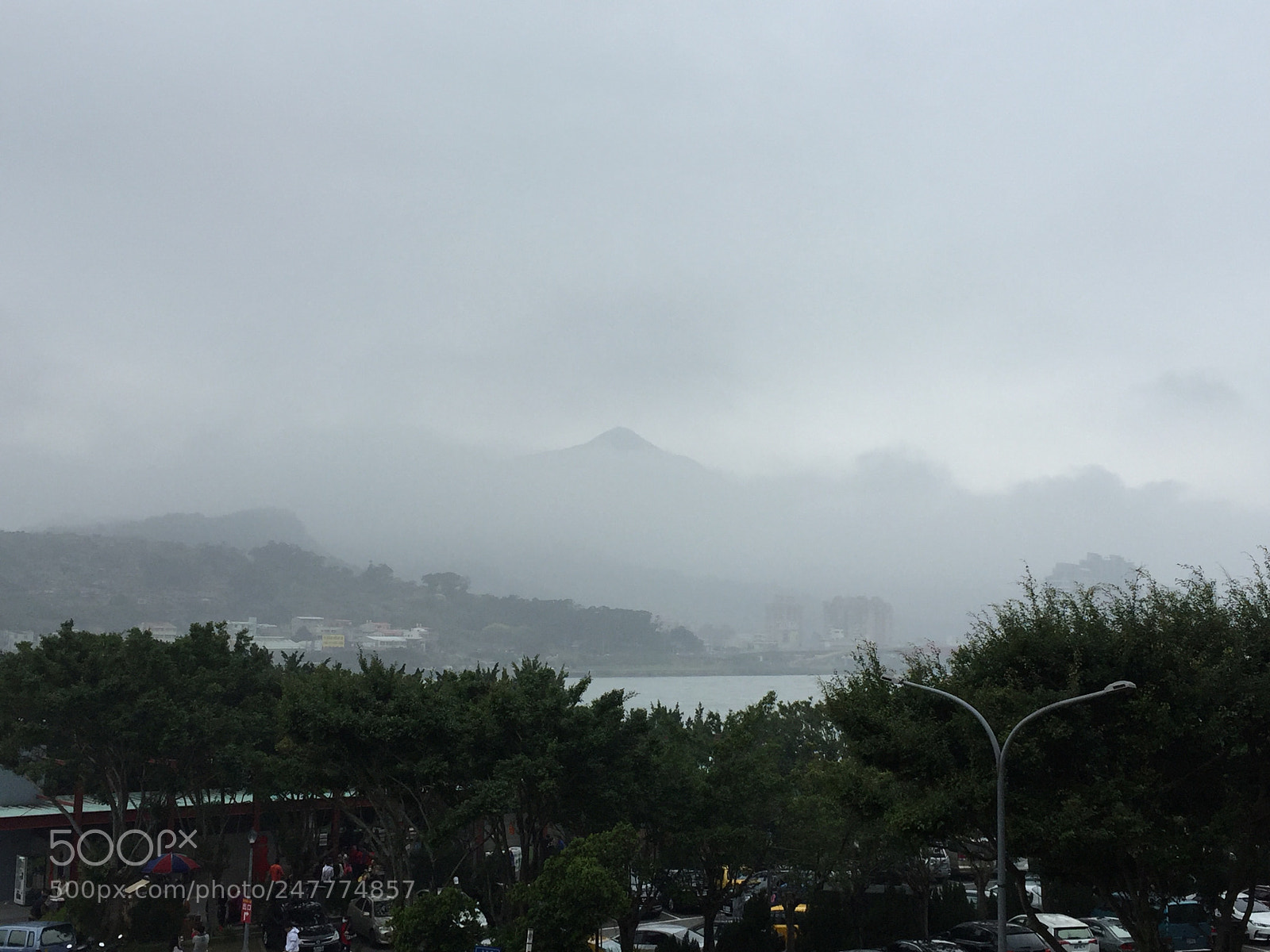 Apple iPhone 6 sample photo. 白雲白 photography