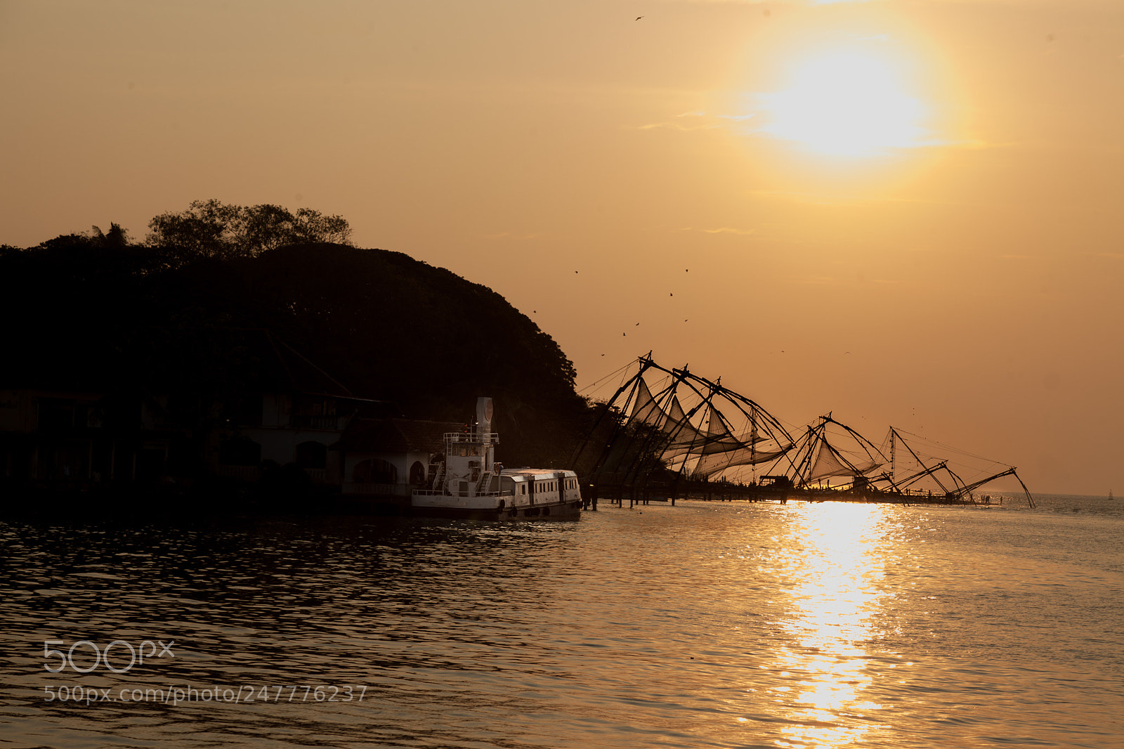 Canon EOS 5D Mark II sample photo. Sunset in fort kochi photography
