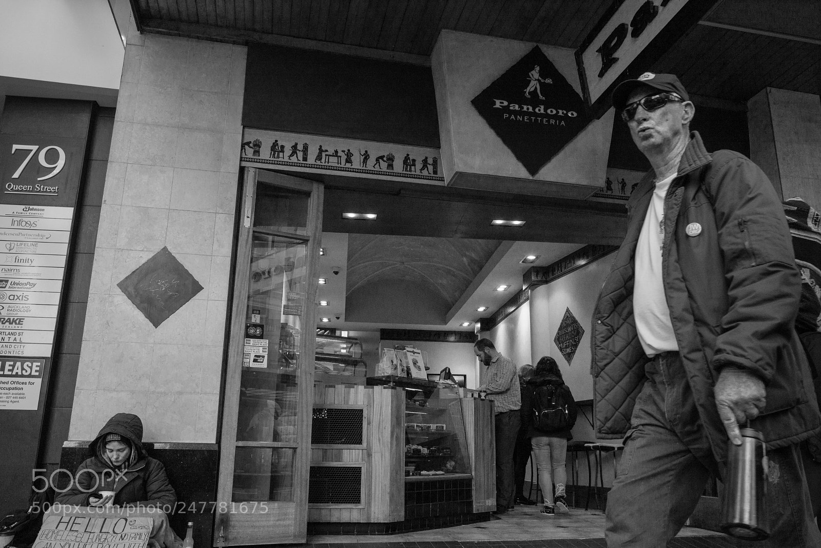 Leica M (Typ 240) sample photo. Beggars and passersby photography
